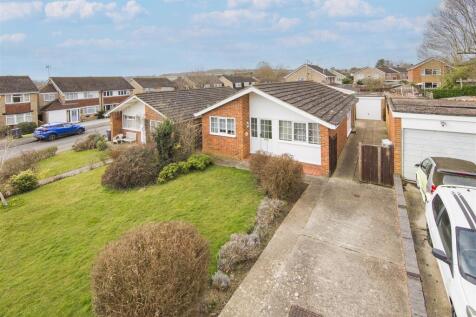 The Brucks, Maidstone ME18 2 bed detached bungalow for sale