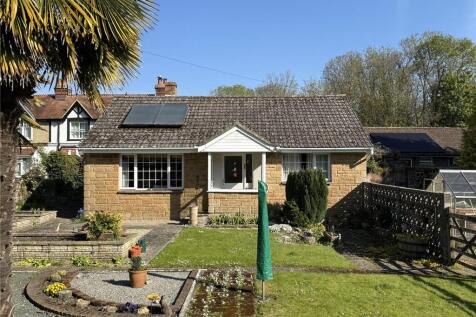 Millers Lane, Newport, Isle of Wight 2 bed bungalow for sale