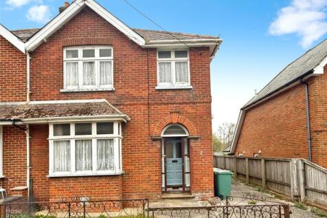 Whitesmith Road, Newport, Isle of Wight 3 bed semi
