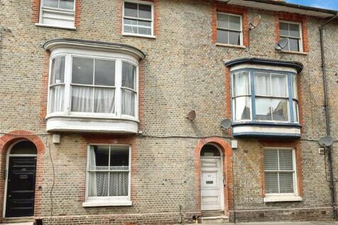 St. James Street, Newport, Isle of Wight 2 bed apartment for sale