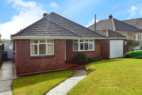 Fernhill, Wootton Bridge, Ryde 3 bed bungalow for sale
