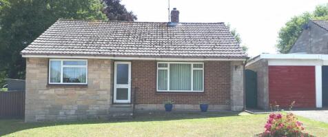 2 bedroom bungalow for sale