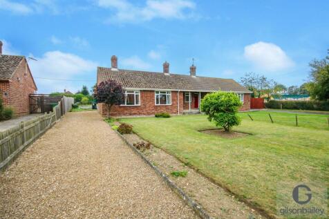 2 bedroom semi-detached bungalow for sale