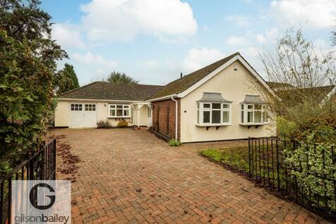 3 bedroom detached bungalow for sale