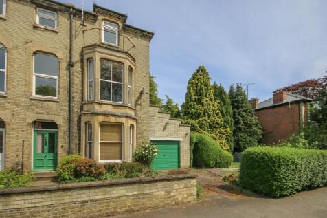 Clarkson Avenue, Wisbech, PE13 7 bed semi