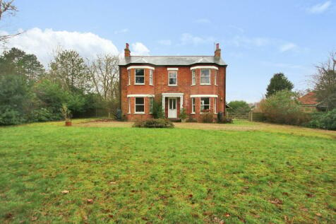 5 bedroom detached house for sale