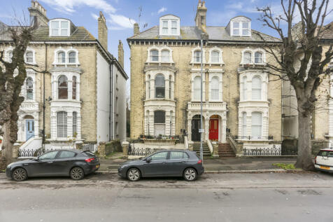 Tisbury Road, Hove, East Sussex, BN3 1 bed flat for sale