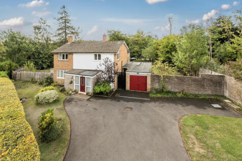 Lily Hill Road, Bracknell, Berkshire 4 bed detached house for sale