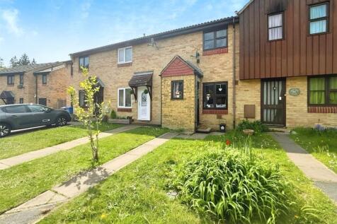 Burnmoor Chase, Bracknell, Berkshire 2 bed terraced house for sale