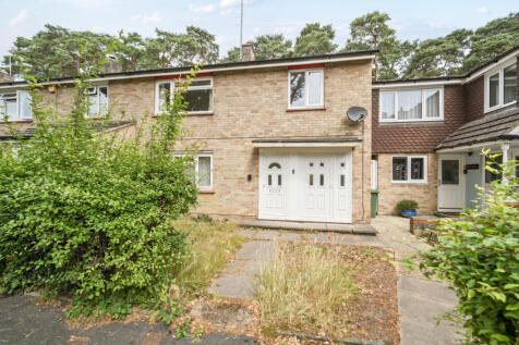Glenwood, Bracknell, Berkshire 3 bed end of terrace house for sale