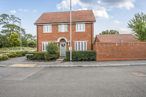 Porthcawl Drive, Binfield, Bracknell 3 bed detached house for sale