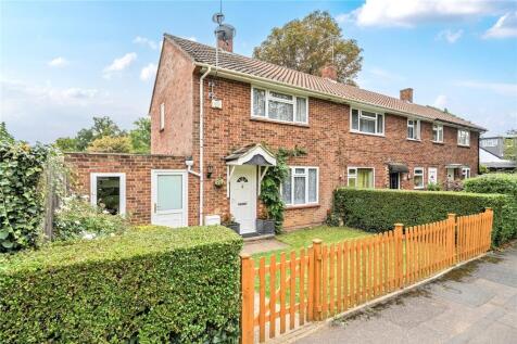 Lindenhill Road, Bracknell, Berkshire 2 bed end of terrace house for sale