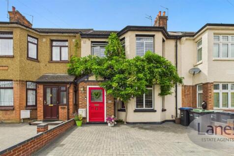 Drapers Road, Enfield, EN2 3 bed terraced house for sale