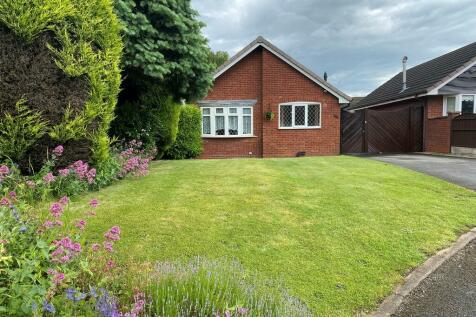 2 bedroom detached bungalow for sale