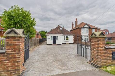 3 bedroom bungalow for sale