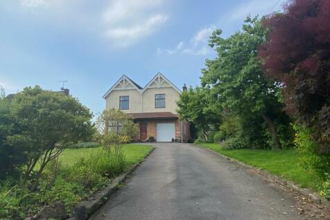 6 bedroom detached house for sale