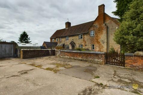 6 bedroom farm house for sale