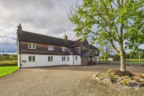 New Road, Uttoxeter 4 bed detached house for sale