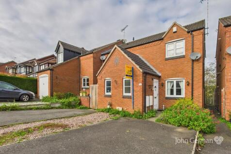 Lark Rise, Uttoxeter 2 bed end of terrace house for sale