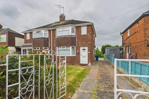 2 bedroom semi-detached house for sale