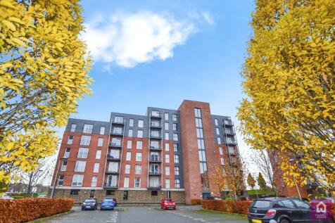 5 Stillwater Drive, Sports City... 1 bed flat for sale