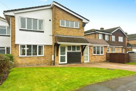 5 bedroom link detached house for sale