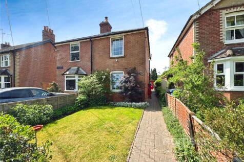 The Green, Frogmore, Camberley 2 bed semi
