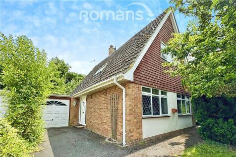 Sylvan Ridge, Sandhurst, Berkshire 3 bed detached house for sale