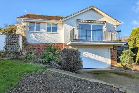 Matthews Way, Seaview, PO34 5LB 3 bed detached bungalow for sale
