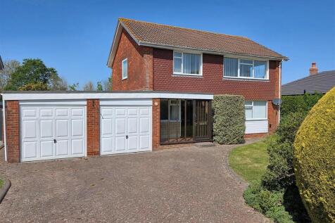Solent View Road, Seaview, PO34 5HY 3 bed detached house for sale