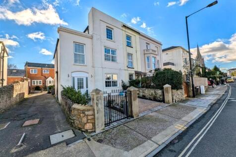 John Street, Ryde, PO33 2PY 4 bed house for sale