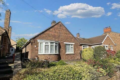 2 bedroom detached bungalow for sale