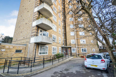 Stort Tower, Harlow CM20 2 bed apartment for sale