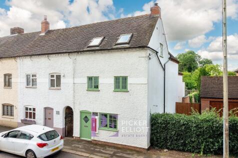 5 bedroom terraced house for sale