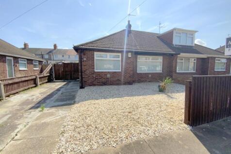 2 bedroom semi-detached bungalow for sale