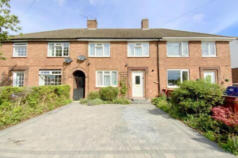 Southwold Crescent, Grimsby 3 bed terraced house for sale