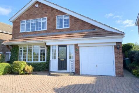 Chichester Road, Cleethorpes 3 bed detached house for sale