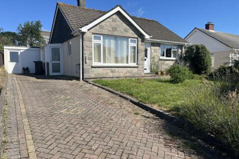 Lyons Road, St. Austell 2 bed detached bungalow for sale