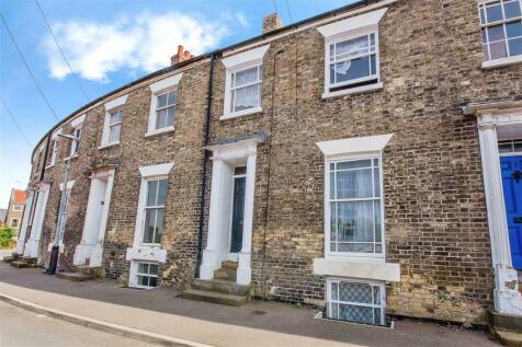 4 bedroom terraced house for sale