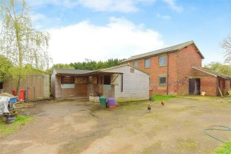 2 bedroom detached house for sale