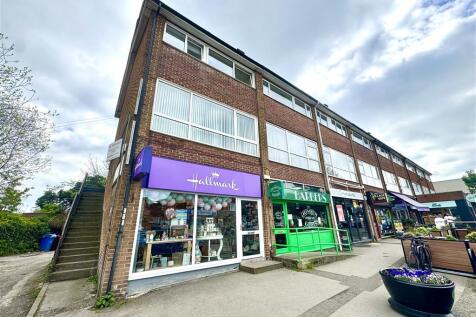 3 bedroom maisonette for sale