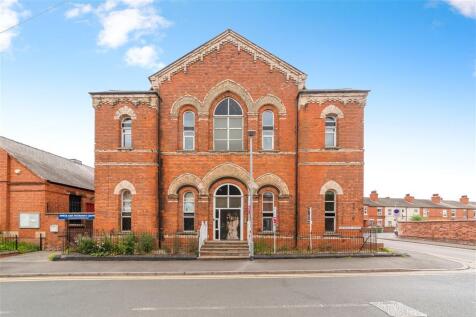 1 bedroom flat for sale