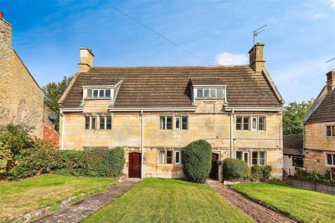 4 bedroom link detached house for sale