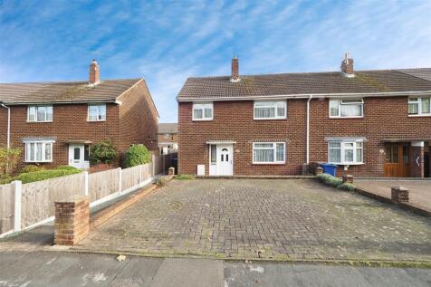 3 bedroom end of terrace house for sale