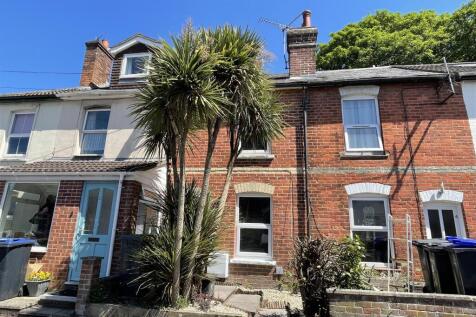 Hillview Road, Wiltshire SP1 2 bed terraced house for sale