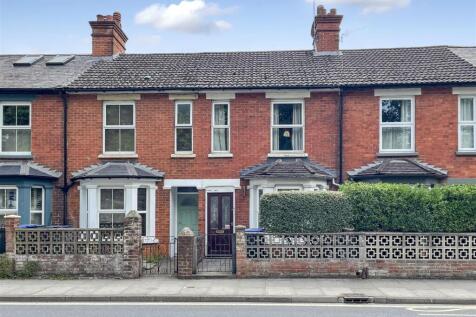 Exeter Street, Salisbury SP1 2 bed terraced house for sale