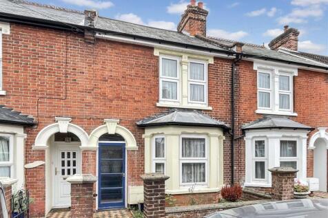 Bedford Road, Salisbury SP2 3 bed terraced house for sale