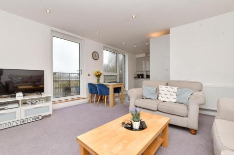 Limpsfield Road, South Croydon, Surrey 2 bed apartment for sale