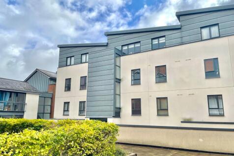 Belgarum Place, Staple Gardens... 2 bed apartment for sale