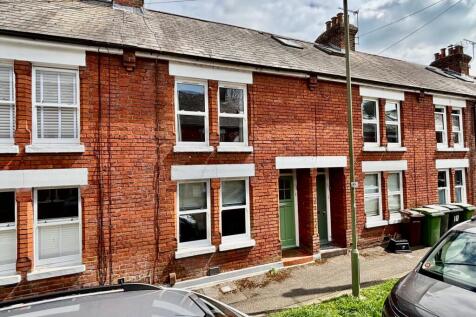St Johns Road, Winchester 2 bed terraced house for sale